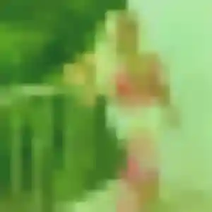 Charmante Malika, 26 ans à Montaren-et-Saint-Médiers - la contacter