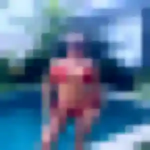 Emilie, 23 ans, en ligne à Montilly-sur-Noireau pour un plan cul