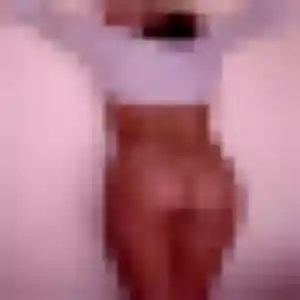 Dana (22 ans) à Montolieu propose un plan cul maintenant