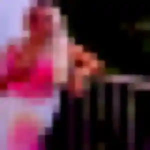 Leonore, fille de 34 ans cherche plan cul à Montreuil-sur-Mer