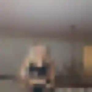 Estee, femme de 32 ans propose plan cul à Montrieux-en-Sologne
