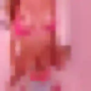 Rebecca, 26 ans, en ligne à Moréac pour une rencontre coquine