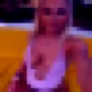Elena (26 ans) à Mousseaux-lès-Bray cherche un plan cul aujourd'hui
