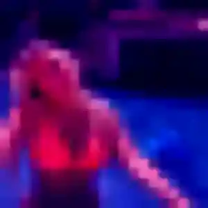 Zara (24 ans) à Murianette attend une rencontre ce soir