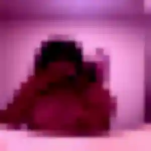 Contacte Melodie, 26 ans à Nans-les-Pins en privé