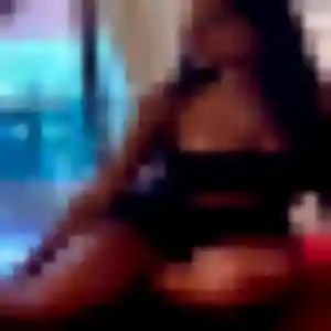 Frederique, 36 ans, dispo pour plan cul à Nantes