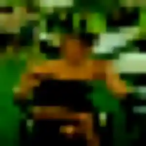 Ameline, 37 ans, en ligne à Navès pour une rencontre coquine