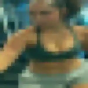 Francine (22 ans) à Nevers propose une rencontre rapidement
