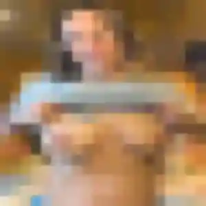Profil de Leonore à Névian (28 ans) - plan cul anonyme