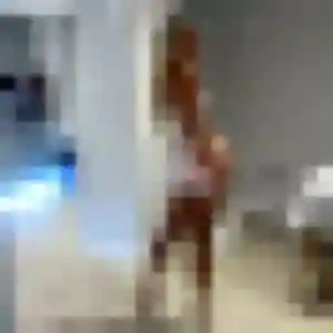 Contacte Marie-Louise, 42 ans à Néville gratuitement