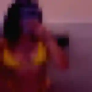 Gaelle, femme de 34 ans cherche plan cul à Noiron-sous-Gevrey