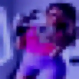 Nina, femme de 33 ans propose plan cul à Nomeny