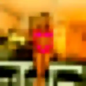 Sixtine, fille de 34 ans veut plan cul à Noyal-Muzillac