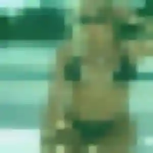 Rejoins Hajar, 22 ans à Nozay gratuitement