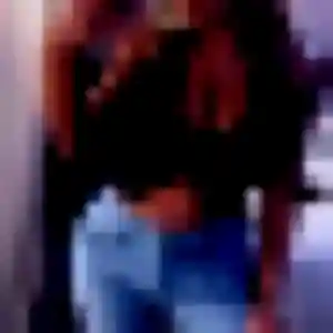 Charmante Theresa, 45 ans à Offemont - voir sa photo