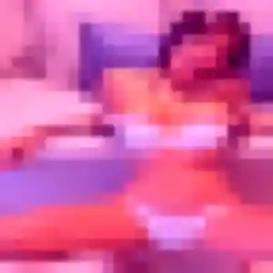 Julie, 22 ans, en ligne à Omessa pour un plan cul