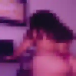 Sexy Caroline, 28 ans à Orsay - découvrir son profil