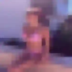 Rejoins Anna, 22 ans à Ottrott en privé