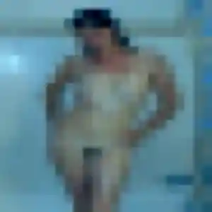 Ursule, 39 ans, connectée à Ouzouer-sur-Loire pour un plan cul