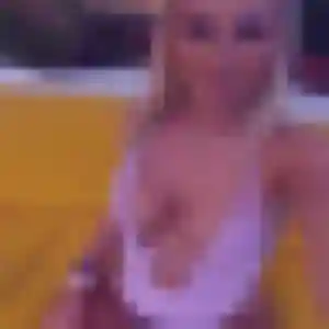 Leila, 40 ans, dispo pour plan cul à Ozan