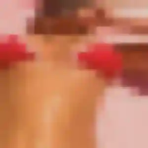 Louise, 35 ans, disponible à Paray-sous-Briailles pour une rencontre coquine