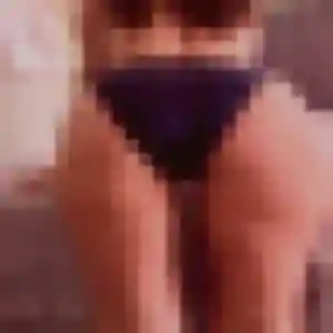 Samantha, fille de 26 ans cherche plan cul à Petiville