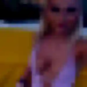Stephanie, 26 ans, connectée à Phalempin pour une rencontre coquine