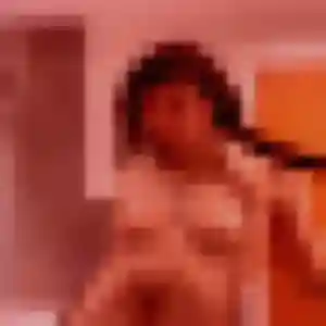Photo privée de Clara, 22 ans à Pineuilh - plan discret