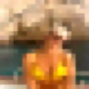 Maya de Plasnes, 30 ans - plan cul discret