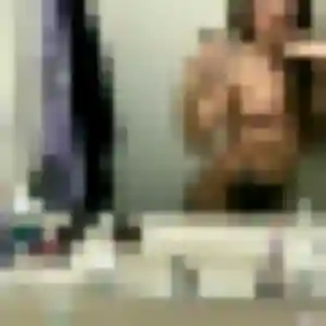 Sexy Nina, 29 ans à Plassac - voir sa photo