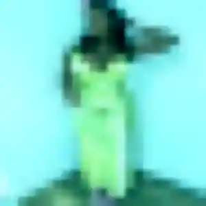 Charmante Stephanie, 44 ans à Pléneuf-Val-André - voir sa photo