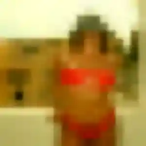 Lea (35 ans) à Plomelin cherche une rencontre maintenant