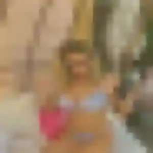 Rencontre Yasmina, 44 ans à Plouëc-du-Trieux gratuitement