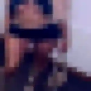 Sixtine, 29 ans, connectée à Plouezoc'h pour un plan cul
