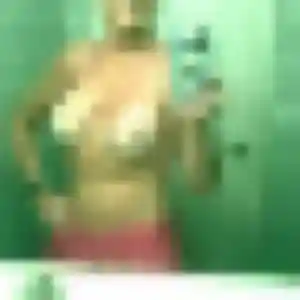 Photo sexy de Aurore, 32 ans à Pluduno - plan discret