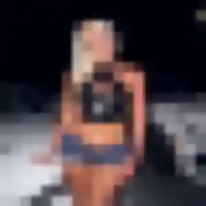 Elsa, femme de 37 ans cherche plan cul à Plumaugat
