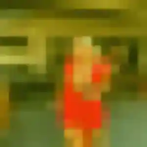 Ursula (31 ans) à Plumaugat attend une rencontre ce soir