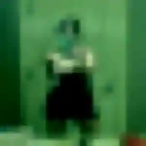 Noemie, 25 ans, connectée à Pomerol pour un plan cul