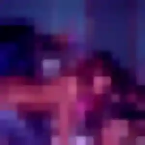 Phoebe (33 ans) à Pomeys attend une rencontre aujourd'hui