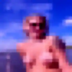Sexy Louna, 23 ans à Pont-du-Casse - voir sa photo