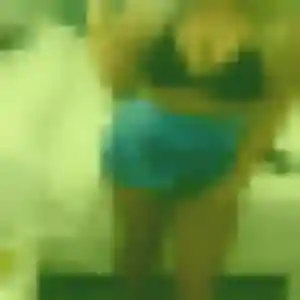 Eleonore, femme de 25 ans cherche plan cul à Pradines