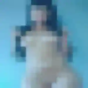 Mylene, 25 ans, en ligne à Pralong pour une rencontre coquine