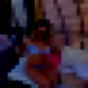 Lamia, 40 ans, cherche un plan cul à Preures