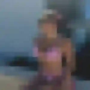 Magalie, 23 ans, dispo pour plan cul à Prunet