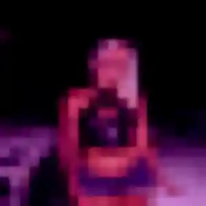 Découvre Yvonne, 27 ans à Pugny-Chatenod en privé