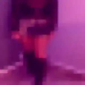 Julie, 23 ans, en ligne à Puisserguier pour une rencontre coquine