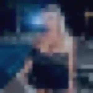 Contacte Maelys, 28 ans à Puy-Saint-Martin en privé