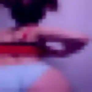 Photo exclusive de Laurence, 25 ans à Quaix-en-Chartreuse - rencontre coquine