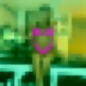 Photo de Wahiba à Quarré-les-Tombes (25 ans) - plan cul discret