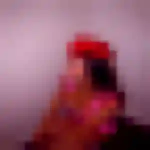 Charmante Karen, 28 ans à Québriac - voir sa photo